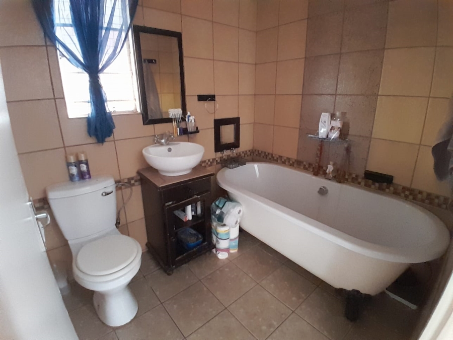 3 Bedroom Property for Sale in Kathu Northern Cape